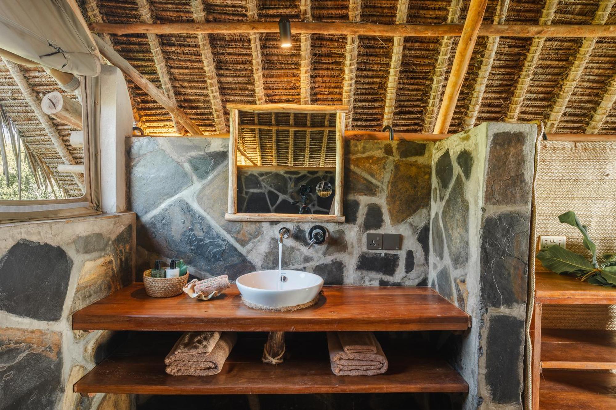 Mwazaro Beach Lodge Shimoni 外观 照片